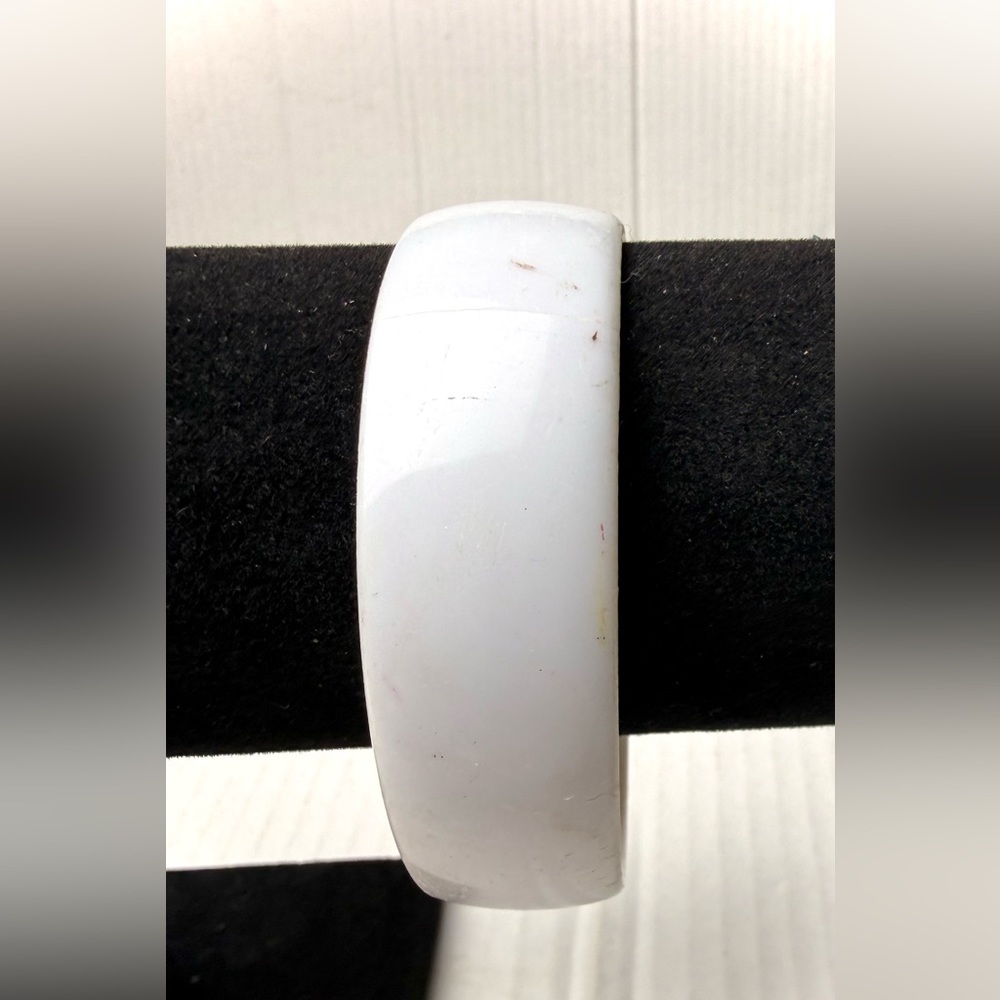 Vintage White Thick Lucite Bangle Bracelet Chunky Fashion 1960s Minimalist Retro